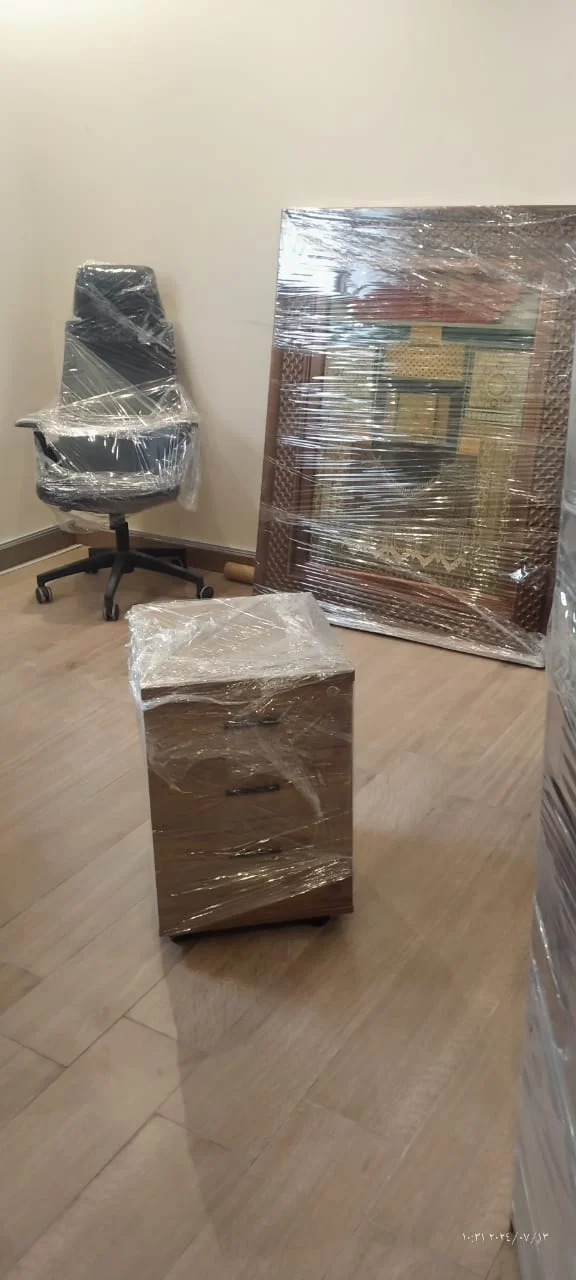 نقل عفش مكاتب وشركات بالرياض